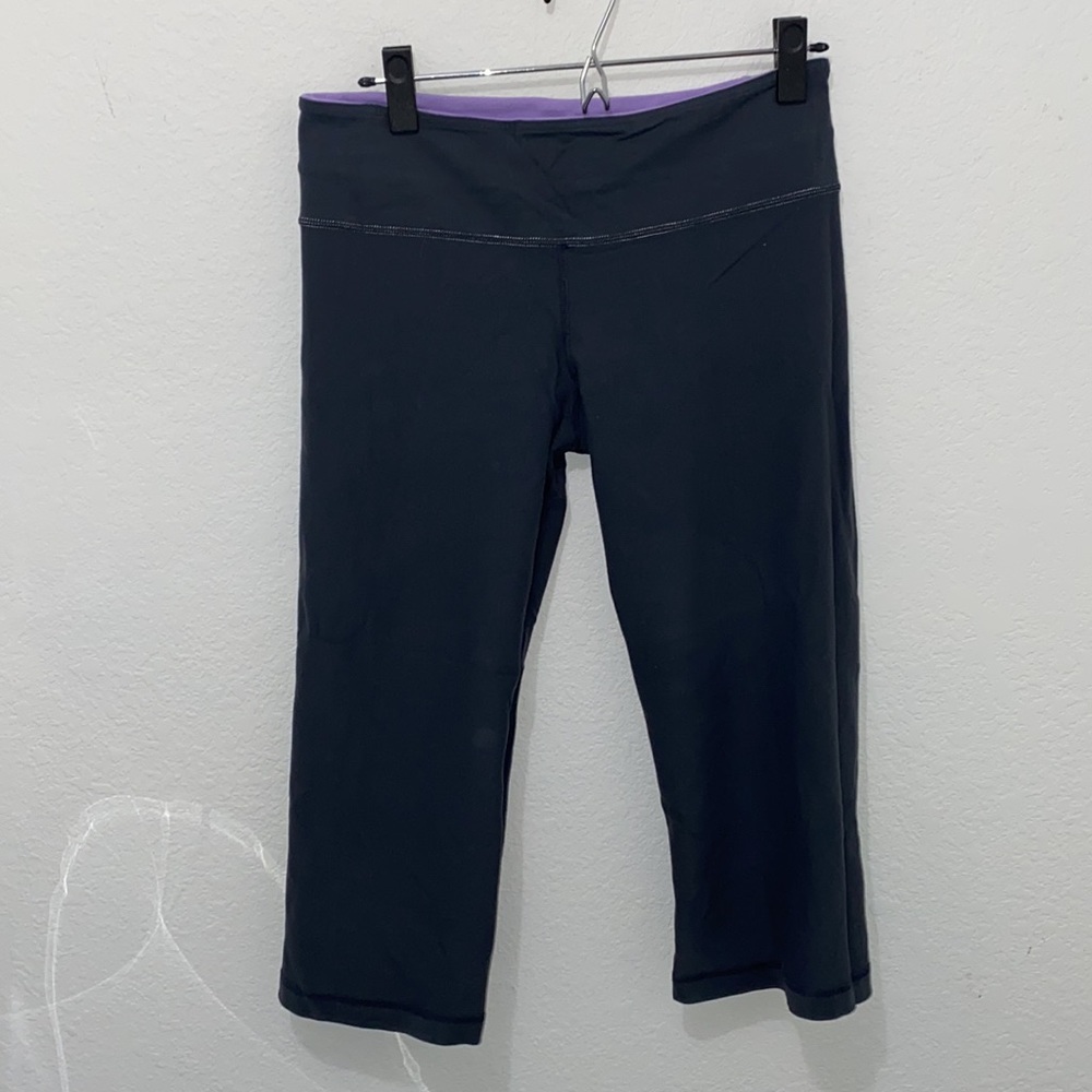 Lulu Lemon Capri pants